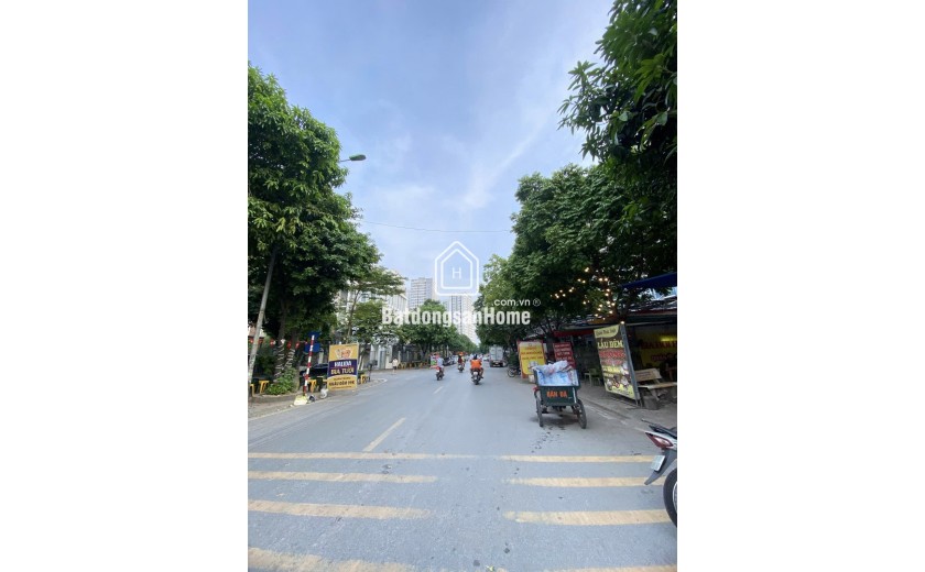 BÁN NHÀ BẰNG LIỆT- HOÀNG MAI, 40 M2, 5 TẦNG, MẶT TIÊN 4 M, GIÁ 10,6 TỶ.