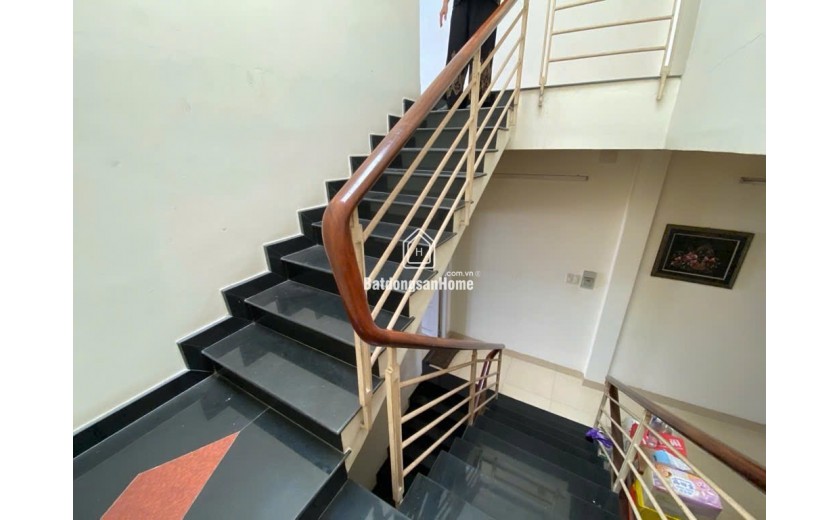 Siêu phẩm hiếm! Nhà 3 tầng đường ô tô – Lê Văn Lương, Phước Kiển – Gần Phú Mỹ Hưng chỉ 7.5 tỷ