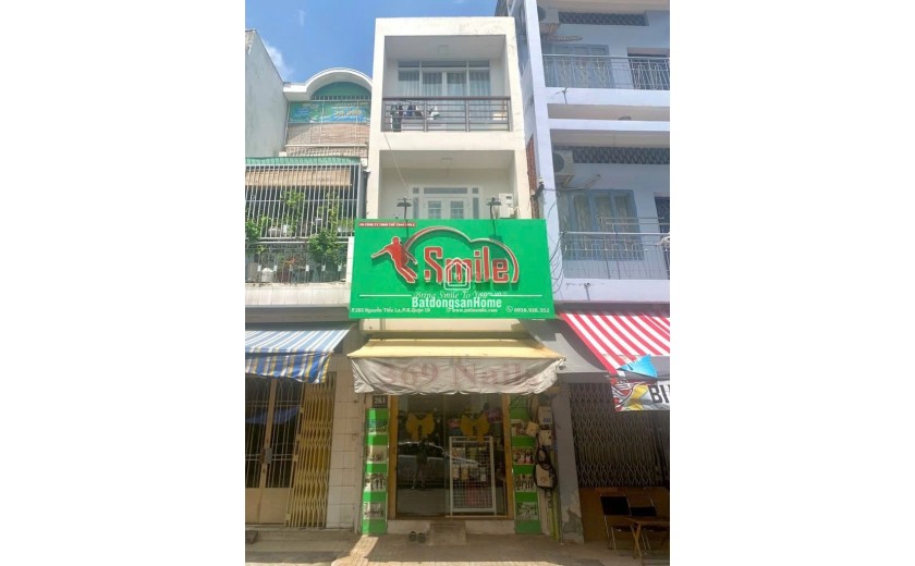 Cho Thuê Nhà Mặt Tiền Quận 10 - 3PN - Tiện Ở Và Kinh Doanh - 18 Triệu