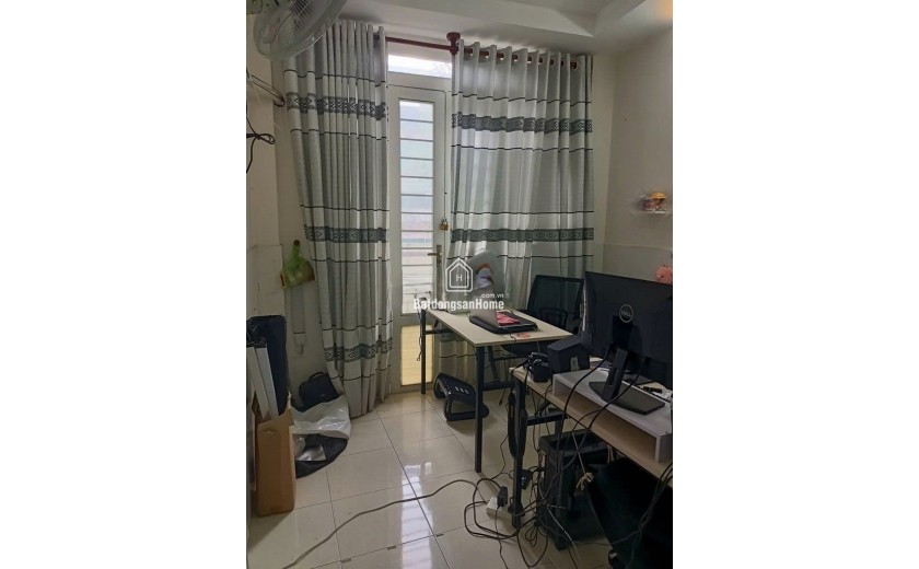 Cho Thuê Nhà Mặt Tiền Quận 10-3PN - Ở Và Kinh Doanh-18 Triệu