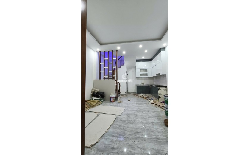 BÁN NHÀ KIM GIANG- THANH LIỆT, 35 M2, 5 TẦNG, MĂT TIỀN 4,5 M, GIÁ 7,35 TỶ.