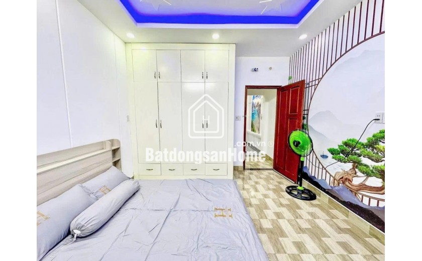 BÁN NHÀ - BÌNH TÂN - HXH - 4 TẦNG - 5 PHÒNG NGỦ -  60M2 -  NHỈNH 5 TỶ