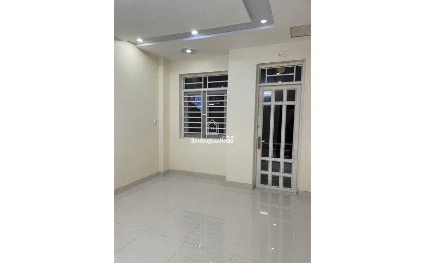 NHÀ 3 TẦNG BTCT PHÚ THUẬN Q7 –4x19- 6ty5