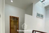 Mặt tiền kinh doanh Nguyễn Đình Chính - ngang gần 5m, 102m2 cho thuê 35 triệu/tháng
