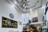 Bán nhà mặt phố Q.2, P. Cát Lái, đường Số 10, DT 162m2, 3 tầng, 4PN. Sổ hồng, giá 18.7 tỷ.