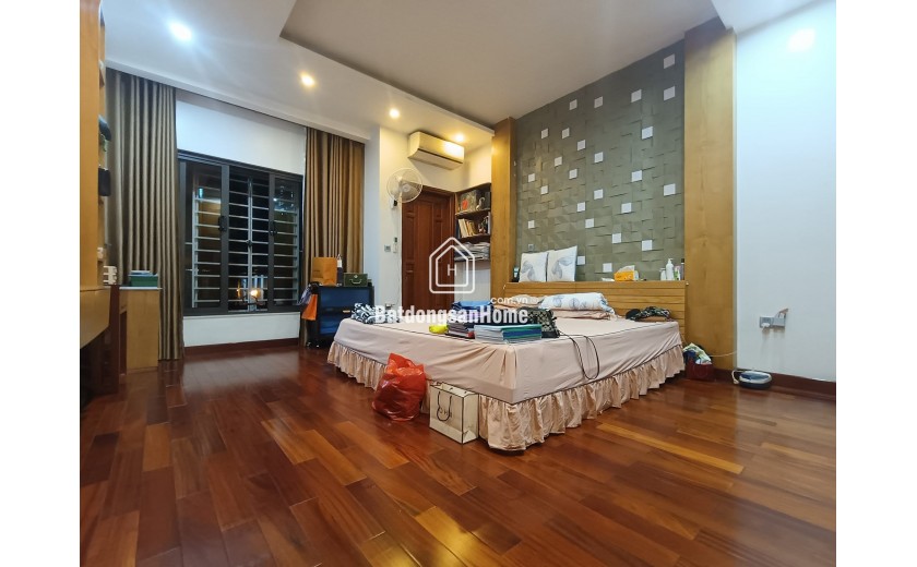 BÁN MẶT PHỐ PHÁO ĐÀI LÁNG 62M 4 TẦNG MẶT TIỀN 4M GIÁ CHÀO 23 TỶ