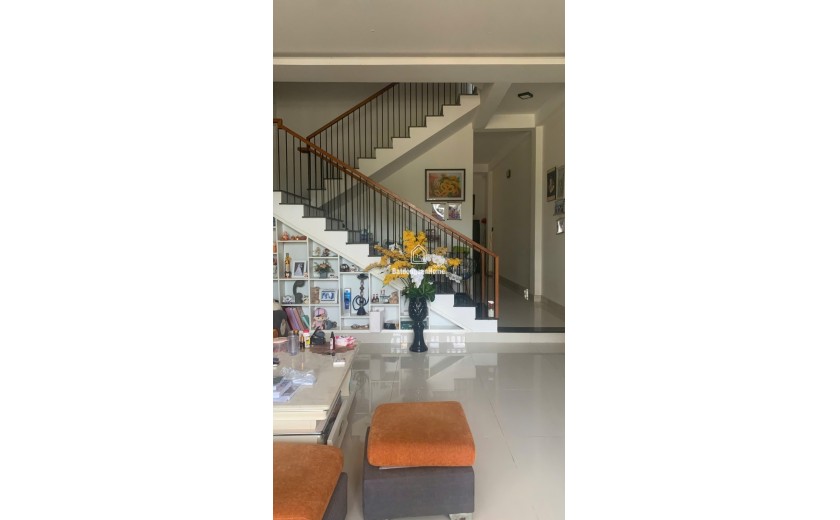 Bán gấp nhà 3 tầng Đông Hải, giảm 100 triệu còn 5.8 tỷ, gần biển Non Nước