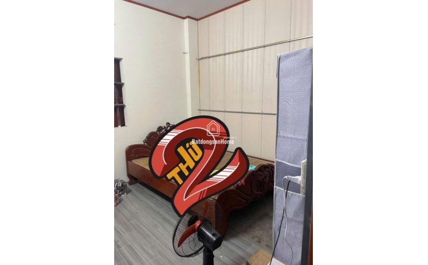 NHƯỢNG LẠI CỬA HÀNG NAILS - MI - GỘI ĐẦU