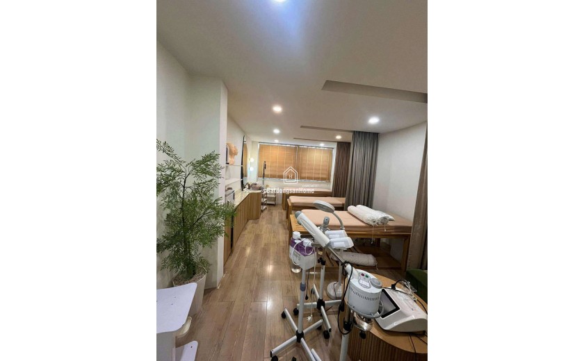 Mình cần share phòng spa trung tâm quận 1