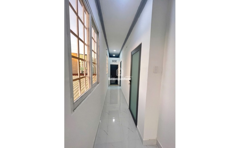 Bán nhà  đường Số 11, Phường Trường Thọ, Thủ Đức. DT 48m2, 2 tầng, 3PN, SH, giá 4.45  tỷ.