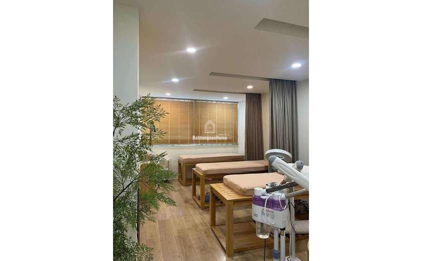 Mình cần share phòng spa trung tâm quận 1