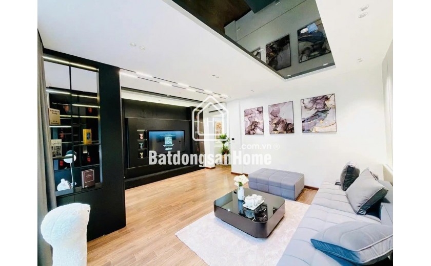 Bán nhà Xuân La vỉa hè đá bóng- Ô Tô tránh – kinh doanh – Văn Phòng 68 m 26.3 tỷ