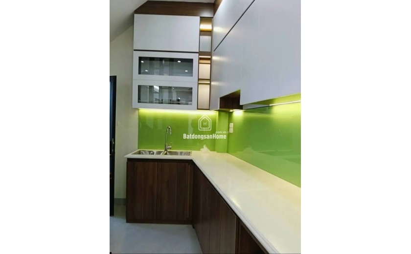 PHÂN LÔ NGỌC THỤY – Ô TÔ ĐỖ CỬA – NGÕ THÔNG TỨ TUNG – NHÀ ĐẸP LONG BIÊN 40M– 7.X TỶ