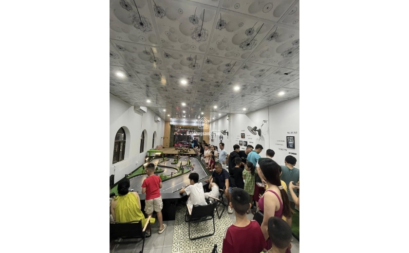 Cần sang lại mặt bằng RC Playzone – set up sẵn, vào là kinh doanh ngay