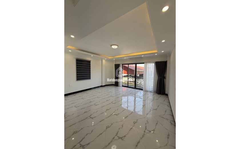 6 TẦNG THANG MÁY - LÔ GÓC - PHÚC LỢI, Long Biên- 50M, mt 5m - Ô tô tránh gần - 8.X tỷ Ctl