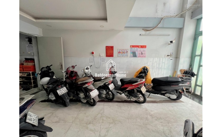 54m2 - 8.35 tỷ - CHDV 5 tầng - 4x13m - Lê Quang Định, hẻm 482 - xe hơi tới cửa