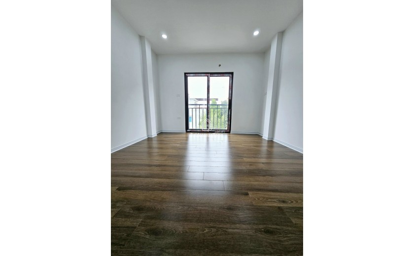 BÁN NHÀ 5 TẦNG MỚI XÂY – THƯỢNG CÁT, BẮC TỪ LIÊM – NGÕ NÔNG, Ô TÔ ĐỖ CỔNG – NHỈNH 5 TỶ