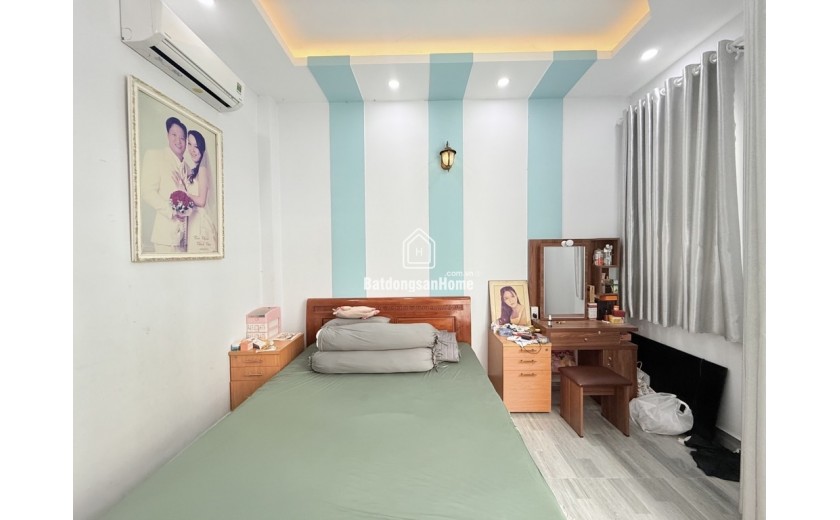 Bán Nhà HXH Thống Nhất, 40m2, 4 tầng, 4PN 4WC, 5.3 tỷ TL 0964364745