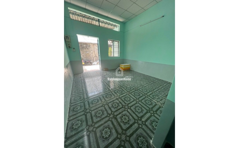 GIÁ RẺ, Bán nhà Phan Huy Ích ngay Emart, 60m2, 4.3 tỷ TL 0964364745