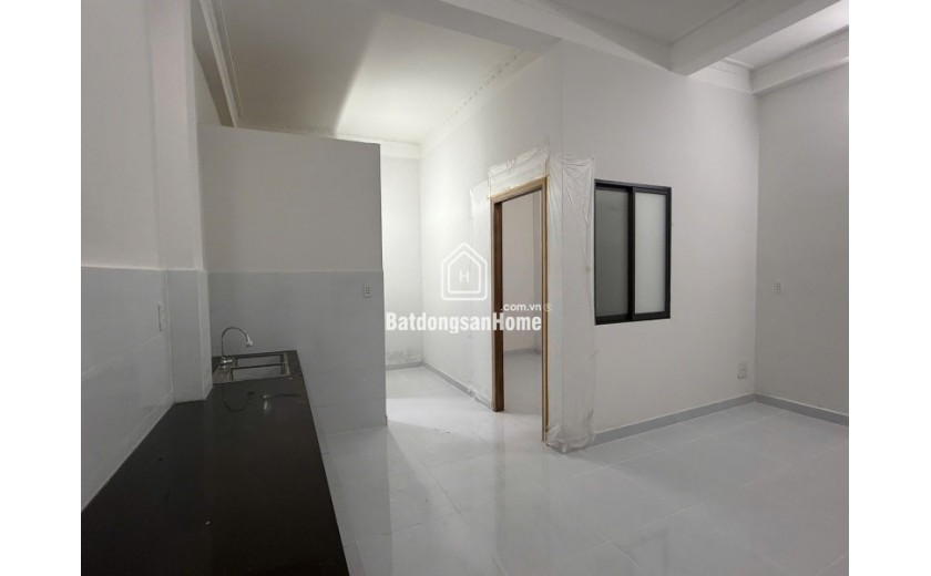 Bán nhà đường Man Thiện, Hiệp Phú, Q9, TP HCM. DT 93m2, 2 tầng, 4PN. Sổ hồng chính chủ. Giá 9.1 tỷ.