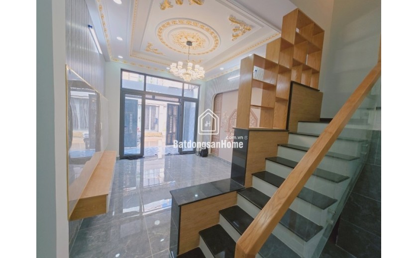 Bán nhà 3 tầng, 4PN hẻm xe hơi đường Số 6, Long Trường, Q.9. TP HCM. DT 56m2, SH, 5.55  tỷ.