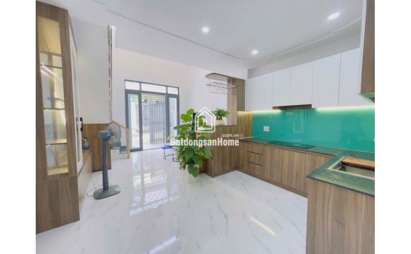 Bán nhà đường 160, Tăng Nhơn Phú A, Q.9, TP HCM. DT : 54m2, 2 tầng, 3PN, SH, 5.19  tỷ. LH: 0933125879