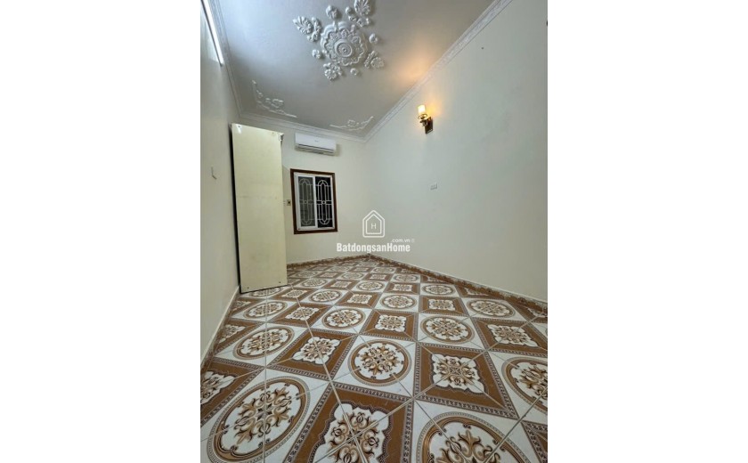 NHà đẹp, hom đụng tiền, gia chủ ở có lộc đi mua nhà to hết