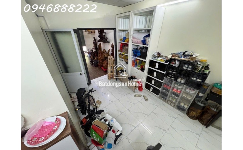 Bán nhà 2 tầng mặt đường Hoàng Ngọc Phách - Quán Nam vị trí cực đẹp