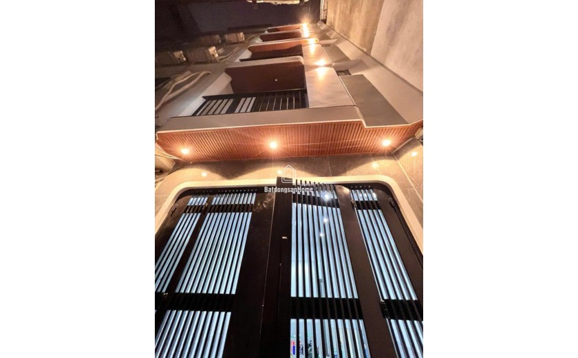 CCMN QUAN HOA DÒNG TIỀN 60TR/THÁNG - 10 PHÒNG DT 45m2 6 tầng mT 4m Giá 11.5 tỷ