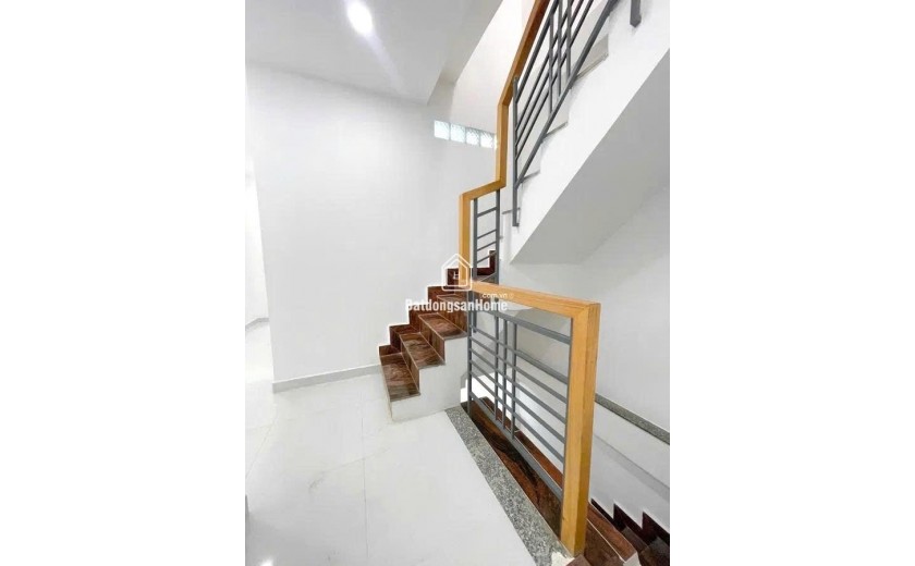 BÁN NHÀ - 3 TẦNG - HXH - 4M X 10M - BÌNH TÂN - GIÁP TÂN PHÚ - NHỈNH 4 TỶ