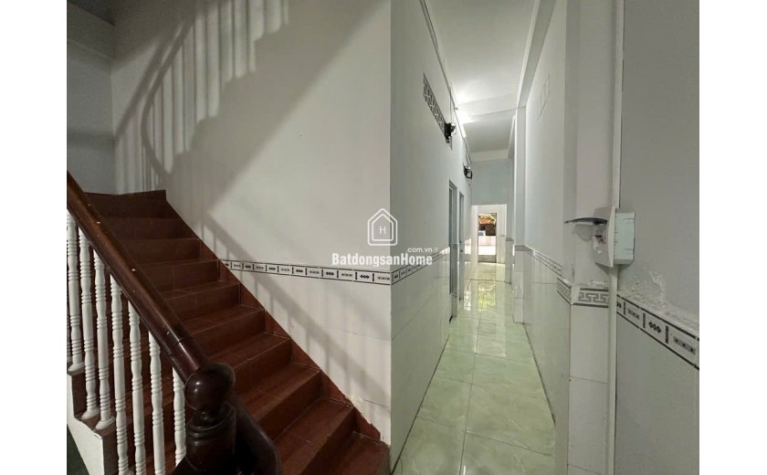 Bán nhà MT Lê Thị Chợ Quận 7 – diện tích 5x24m, 2 tầng, đang kinh doanh CHDV