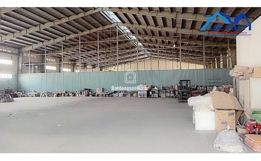 Bán xưởng 8200m2 TMDV TP Biên Hòa, Đồng Nai 90 tỷ