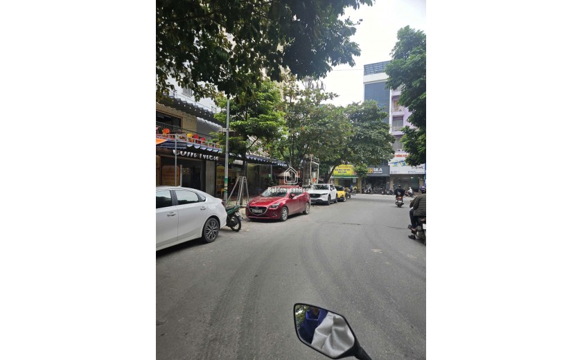 Bán nhà Mặt Phố Lê Hồng Phong Hà đông 60 m 5 tầng mt 5 m giá 17 tỷ vỉa hè conterner tránh nhau kd sầm uất