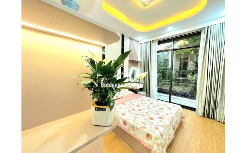 NHÀ ĐẸP KHƯƠNG HẠ - GARA Ô TÔ - KINH DOANH  - 46m2 5 tầng mt 3.4m Giá 15.5 tỷ