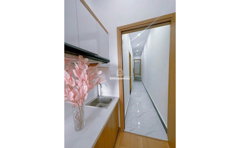 CCMN NGUYỄN TRÃI  11 PHÒNG - FULL ĐỒ DT 49m2 5 tầng mặt tiền 4m giá 11.9 tỷ