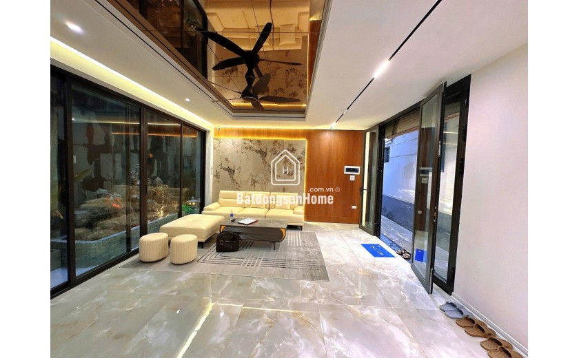 HOÀNG VĂN THÁI - THANG MÁY - NHÀ ĐẸP - 2 MẶT THOÁNG 50m2 6 tầng mt 8.4 tỷ Giá 15.8 tỷ