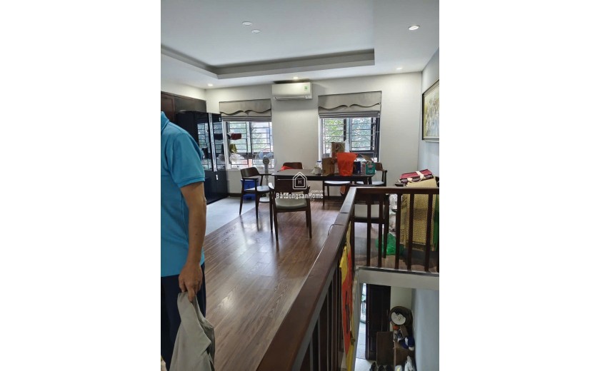 Chính chủ cần bán gấp Liền kề Lacasta văn Phú 72 m 5 tầng nhà đẹp ở luôn ở kd 20 tỷ