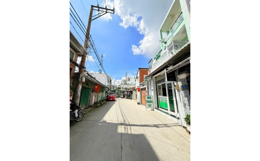 Bán Nhà Hẻm Huỳnh Tấn Phát, Nhà Bè 3 Tầng 56m2, 4PN, Sổ Hồng Giá Chỉ 6.5 Tỷ!