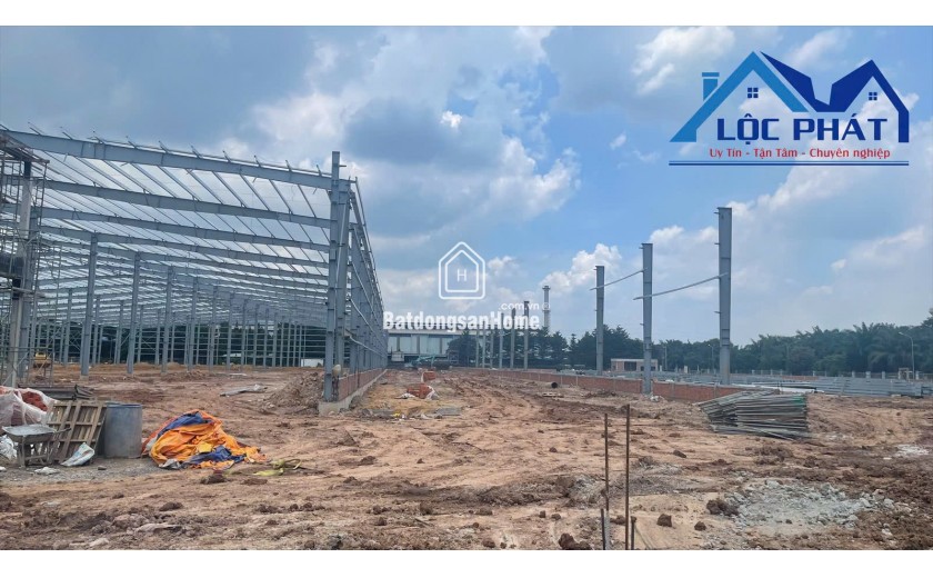 Cho thuê xưởng SKC 9600m2 xã Hố Nai 3, Trảng Bom Đồng Nai 60k/m2