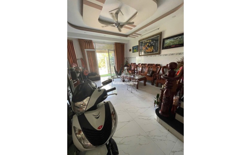 Bán nhà căn góc 2 mặt tiền đường 12m – 1527 Lê Văn Lương, Nhà Bè – giá chỉ 7,8 tỷ