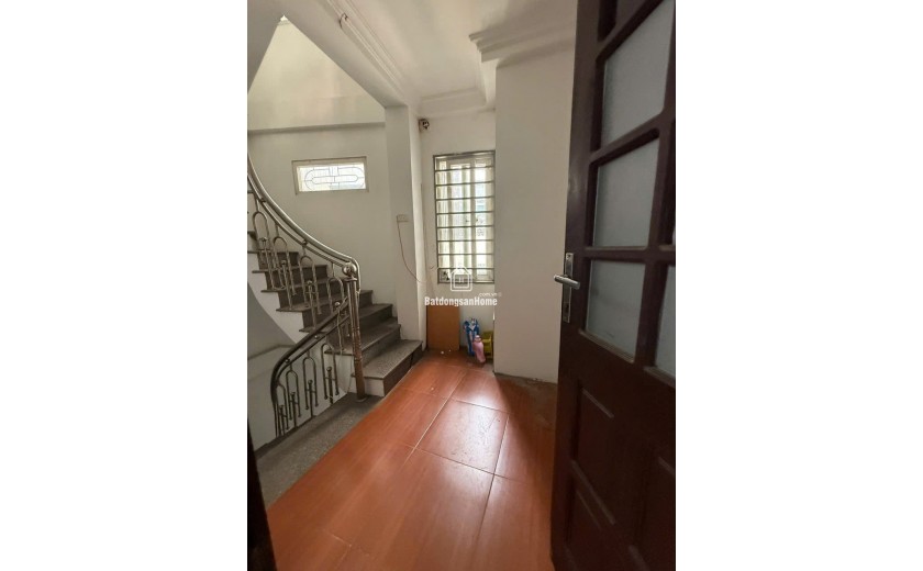 CHÍNH CHỦ CẦN BÁN NHÀ 5 TẦNG 3 NGỦ TRẦN KHÁT TRÂN GIÁ 6,8 TỶ CÓ THƯƠNG LƯỢNG PHÁP LÝ CHUẨN