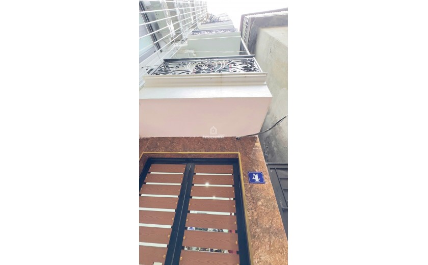 CCMN CẦU GIẤY THANG MÁY - PPCC ĐẦY ĐỦ - 28 PHÒNG - 97m2 7 tầng mt 3m Giá 26 tỷ