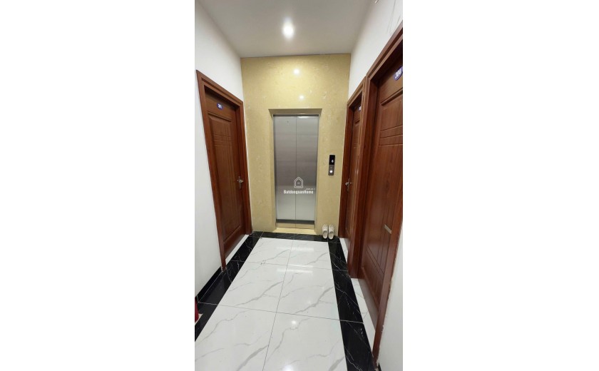 CCMN CẦU GIẤY THANG MÁY - PPCC ĐẦY ĐỦ - 28 PHÒNG - 97m2 7 tầng mt 3m Giá 26 tỷ