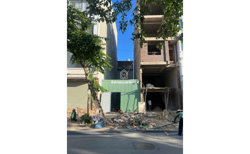 Cần bán Lô đất Mặt Đường Nguyễn Tất Tố - Diện tích 100m2 Ngang 5m - Đường kinh doanh buôn bán sầm uất nhất LÊ CHÂN