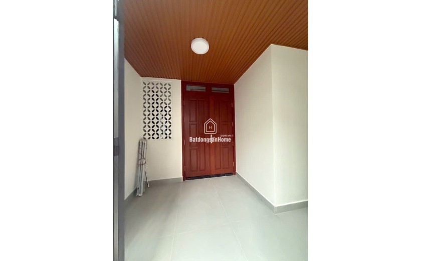 NHÀ GÓC 2 MẶT HẺM 6M XE HƠI QUAY ĐẦU - 9 ty 6