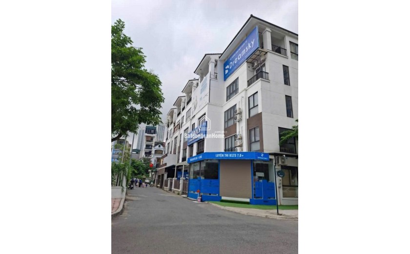 Bán gâp căn Hoàng Thành Mỗ Lao Dt 108 m 5 tầng mt 5 m Giá hơn 30 tỷ kinh doanh 50tr/tháng