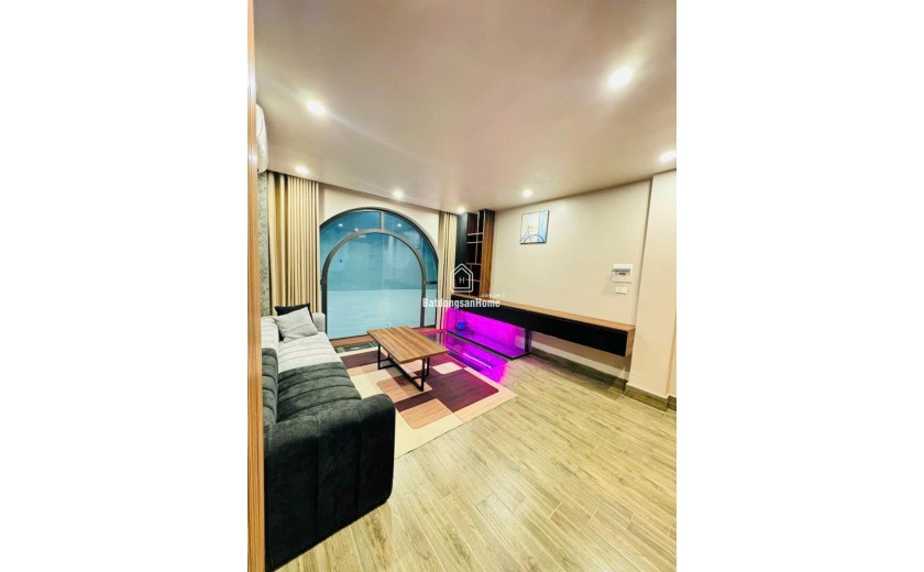 NHÀ ĐẸP MIẾU ĐẦM Ô Tô Đỗ Cổng, 8 Tầng Thang Máy 30m2 8 tầng mặt tiền 4m Giá 11.9 tỷ