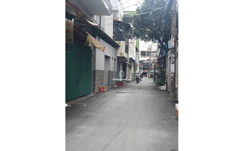 NHÀ TÂN PHÚ  - GẦN CHỢ TÂN HƯƠNG - HẺM XE HƠI - 2 TẦNG - DT 44M²  -  NHỈNH 5 TỶ