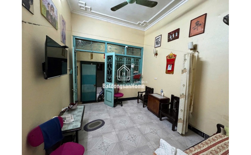 PHỐ HÀO NAM - DÂN XÂY - TRUNG TÂM ĐỐNG ĐA - 31m2 4 tầng mặt tiền 3.5m Giá 8.1 tỷ