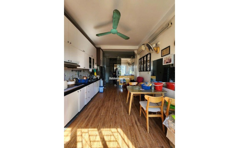 HÀO NAM - DÂN XÂY CHẮC CHẮN - 6 TẦNG THANG MÁY - 35m2 6 tầng mt 3.6m Giá 11 tỷ